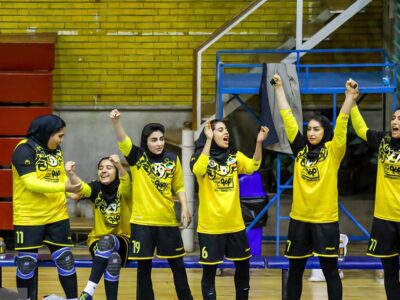 بانوان سپاهان بر بام هندبال ایران؛ اولین قهرمانی بعد از جنگ رمضان