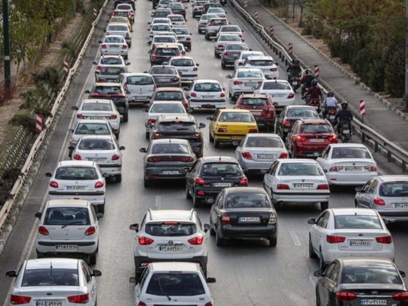 ترافیک سنگین در خروجی‌های پایتخت/ اعلام آماده‌باش راهداری استان تهران
