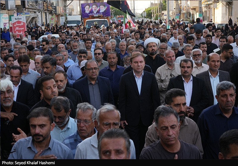 تشییع پیکر مطهر بانوی شهیده جنگ تحمیلی سوم در بوشهر