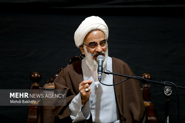 حاجی صادقی: ایران از موضع اقتدار وارد مذاکره میشود نه موضع ضعف