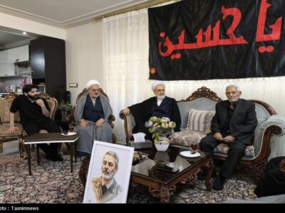 دیدار آیت‌الله اعرافی با خانواده شهید سپهبد موسوی + تصاویر