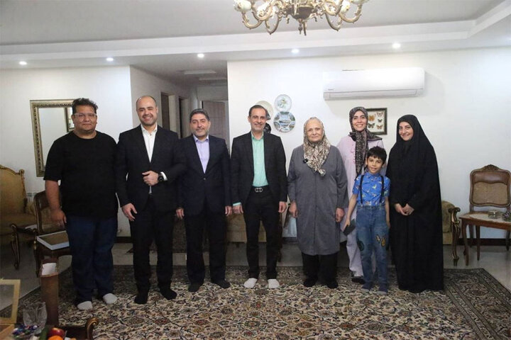 دیدار معاون صدا با مریم نشیبا؛ ما پیر شدیم ولی صدایمان نه!