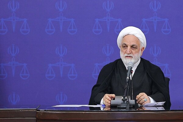 رئیس قوه قضاییه یاد ۲۶ معلم شهیده میناب را گرامی داشت