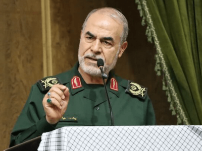 سردار جوانی: تردد در تنگه هرمز فقط با اجازه ایران/ با هر شناور متعلق به دشمن برخورد میکنیم
