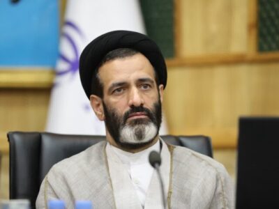قیمت خودرو باید در شورای رقابت تعیین شود؛ کمبودی در ورق فولاد نداریم