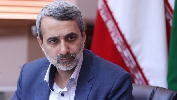 مقتدایی: وزیر کار ارادهای برای حل مشکلات ندارد