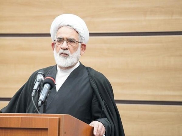 منتظری: هرگونه التهاب‌آفرینی اقتصادی، حرکت در مسیر دشمن است