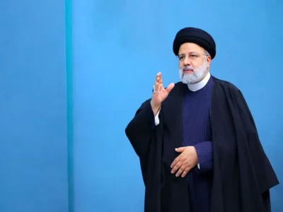 همزمان با سالروز شهادت ابراهیم رئیسی؛ دیوارنگاره میدان انقلاب رونمایی شد