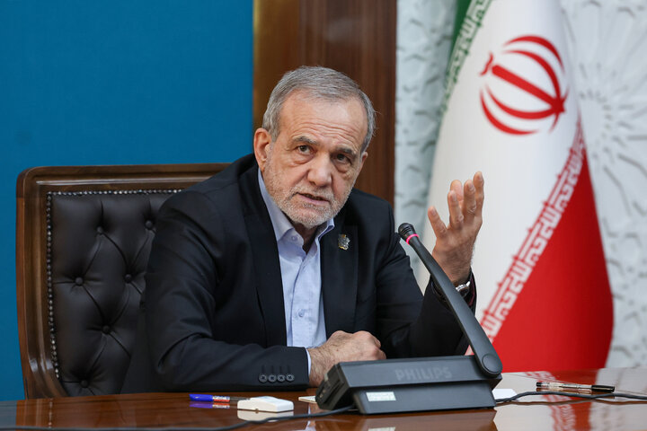 وحدت کشورهای اسلامی، امکان مداخله قدرتهای فرامنطقهای را کاهش میدهد