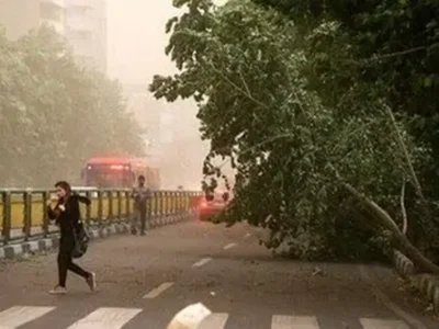 وزش باد شدید و احتمال طوفان گرد و خاک در تهران/ اعلام وضعیت قرمز در پایتخت
