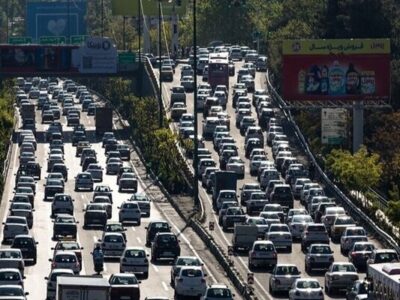 وضعیت ترافیک معابر و بزرگراه های شهر تهران / ترافیک سنگین در این معابر گزارش شد