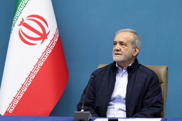 پزشکیان: گران‌فروشی قابل‌ تحمل نیست؛ دستور برخورد جدی داده‌ام