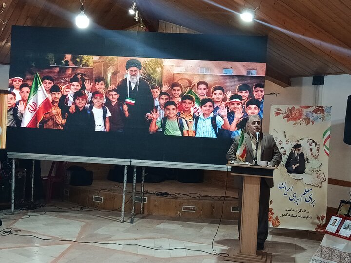 کسب رتبههای برتر استانی معلمان بخش کجور در جشنوارههای آموزشی