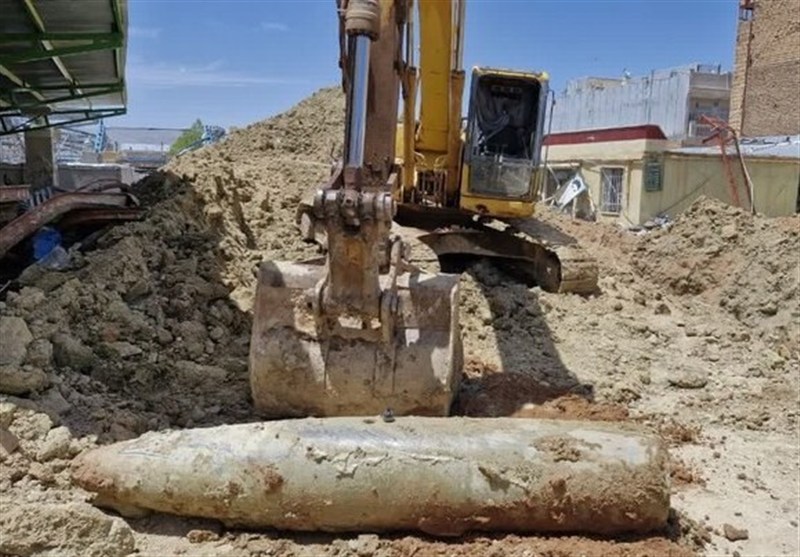 کشف 850 بمب، موشک و پرنده انتحاری در هرمزگان