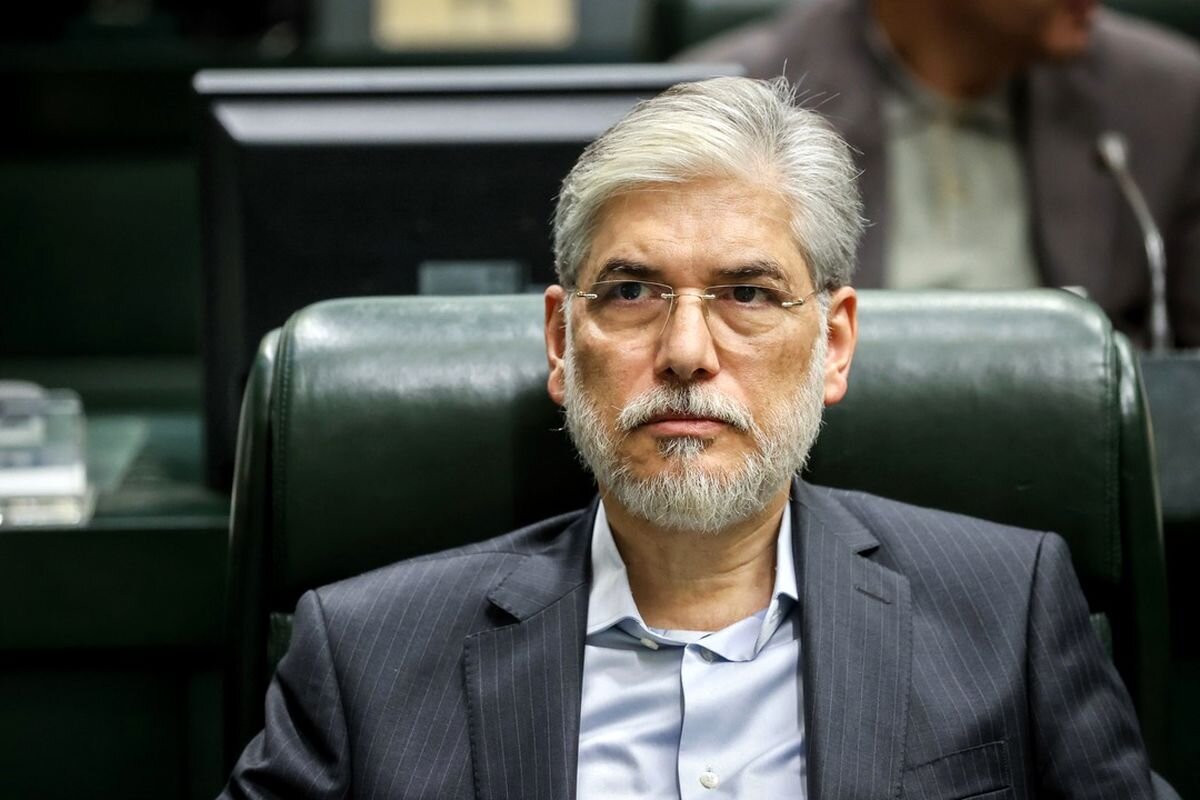 احکام صادر شد، حقوق‌ها پرداخت نشد؛ اعتراض استادان دانشگاه به «ترمیمی» که روی کاغذ ماند