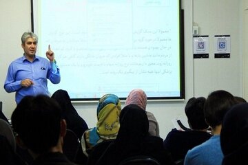 از تهران تا ریاض؛ مقایسه حقوق استادان دانشگاه و یک فاصله نگرانکننده؛ «دانشگاها دارد از هیات علمی خالی میشود»