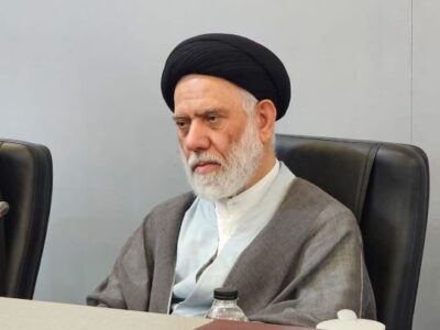 امام جمعه دیر: دشمن  به دنبال تبدیل پیروزی ایران به شکست است