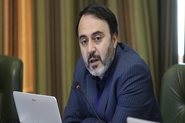 انتقاد پیرهادی از عدم اجرای قانون هوای پاک