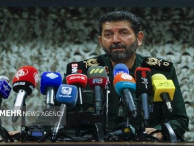 حسنزاده: روز تشییع پیکر مطهر رهبر شهید انقلاب تهران تعطیل خواهد بود