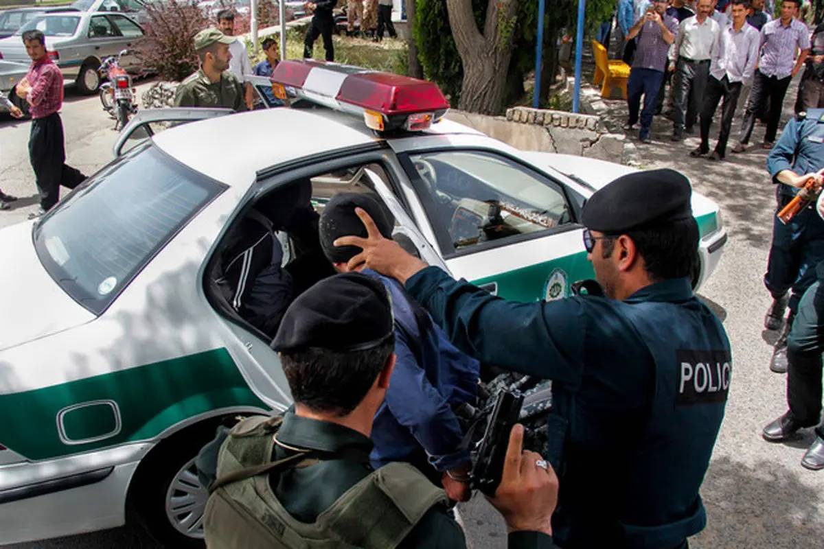 زمینگیر شدن سارق حرفهای خودرو در نوشهر / پایان فرار با شلیک پلیس