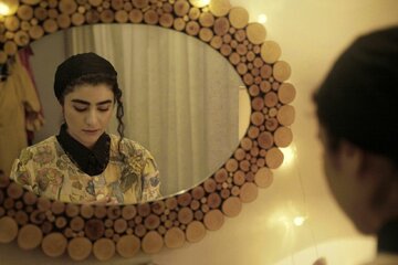 زنی در مواجهه با خاطراتی که رهایش نمیکنند/ «ماهی کوچولو» آماده نمایش شد