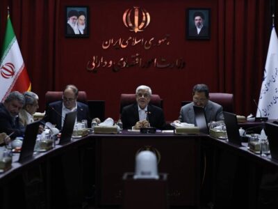 عارف: ایران دشمن را در صورت محاسبه غلط، شگفت زده می‌کند