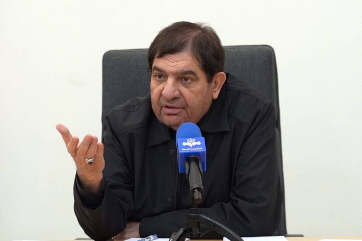 مخبر: محور اصلی اقتصاد کشور در کنار تولید، اصناف و بازاریان هستند