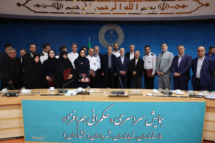 پزشکیان: تیم مذاکرهکننده از چارچوبهای تعیینشده رهبری عدول نمی کند