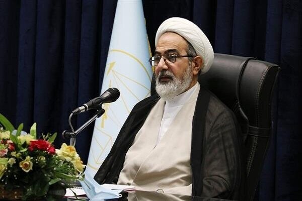 پورخاقان: باید مراقب بدعهدی دشمن باشیم