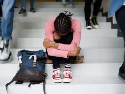 از خودم بدم میاد! چرا از خودم متنفرم؟