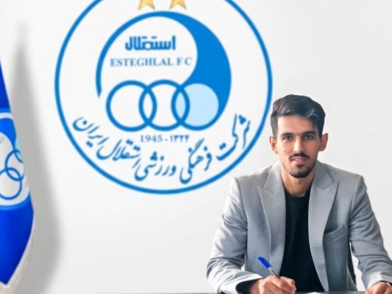 اسلامی قراردادش را با  آبی‌ها تمدید کرد/ خبر خوش برای طرفداران استقلال