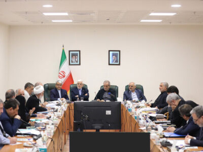 بررسی اقدامات دولت در بازسازی مناطق آسیب‌دیده از جنگ در هیئت دولت