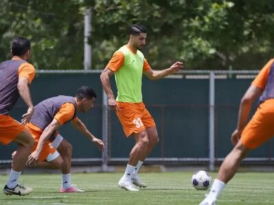 توافق نهایی پرسپولیس با لژیونر معروف / نیمکت قرمز‌ها سنگین شد