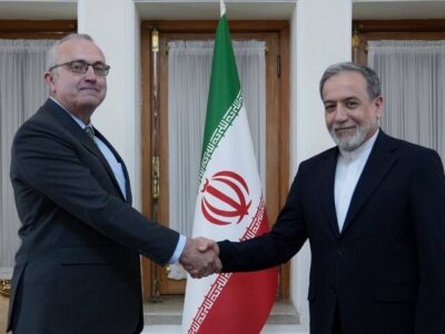 دیدار سفیر جدید ایرلند در ایران با عراقچی