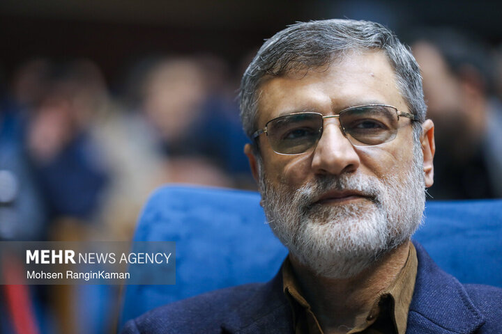 قاضیزاده هاشمی: نظام رفاه ایران نظریه بومی مبتنی بر قانون اساسی ندارد