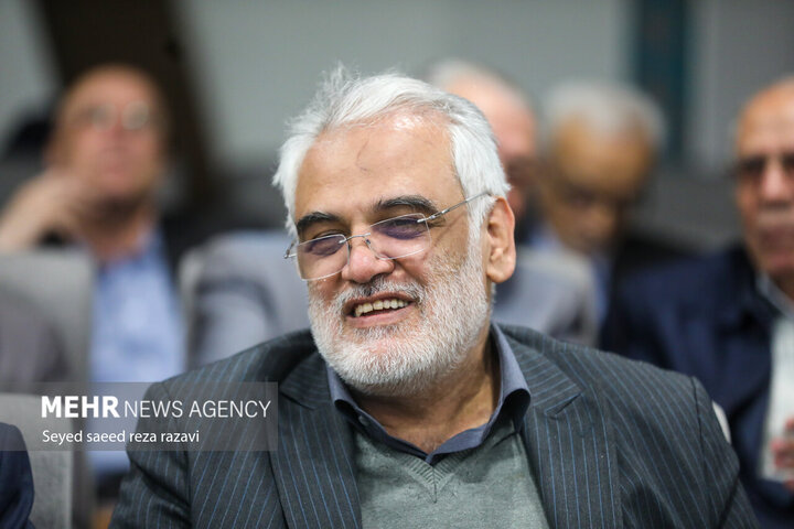 مستند زندگی شهید دکتر محمدمهدی طهرانچی در شیراز روی پرده میرود