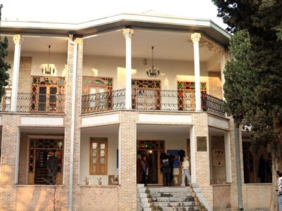 موزه گرافیک بازگشایی شد؛ برگزاری ۲ نمایشگاه در عمارت ارباب هرمز
