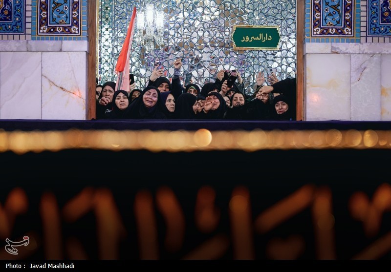 حرم امام رضا(ع) , امام رضا (ع) , مشهد مقدس , اخبار مشهد , خراسان رضوی , شهید امام خامنه ای (ره) , تشییع آیت‌الله‌العظمی سید علی خامنه‌ای , زائر رضوی , زائران , 