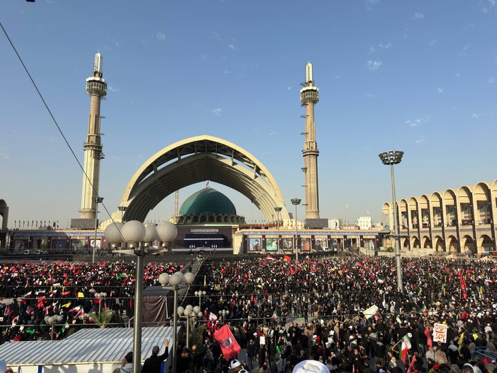 نماز بر پیکر مطهر رهبر شهید انقلاب اسلامی ساعت ۸ صبح فردا اقامه می‌شود