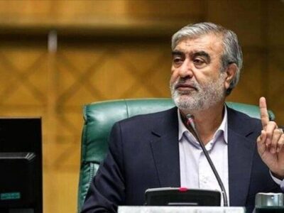 هشدار رئیس کمیسیون امنیت ملی به سربازان آمریکایی / بدون ثانیهای درنگ فرار کنید