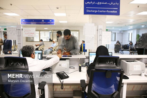 وزارت بهداشت: پرستاران فقط دنبال مطالبات صنفی نباشند