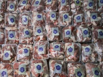 ۲ تُن گوشت نذر قربانی در چهارمحال و بختیاری توزیع شد