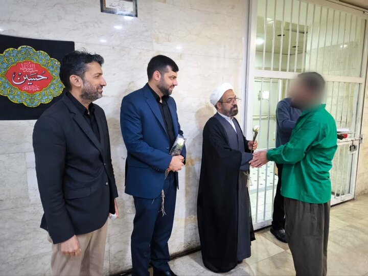 آزادی ۲۷ زندانی واجد شرایط در قم به مناسبت اربعین حسینی