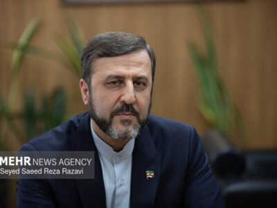 آلودگی نفتی سواحل جزیره قشم ناشی از آثار تجاوز نظامی خارجی است