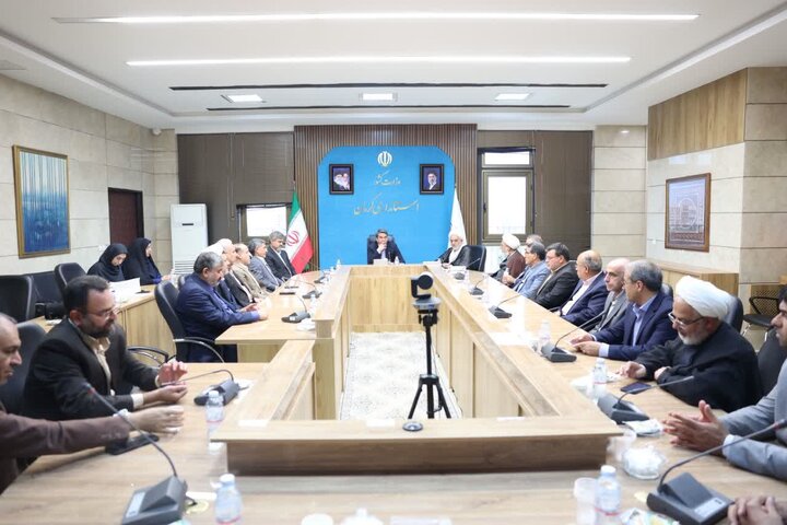 استان کرمان در شرایط پیچیده کنونی، یک کارگاه عمرانی تمام عیار است استان کرمان در شرایط پیچیده کنونی، یک کارگاه عمرانی تمام عیار است