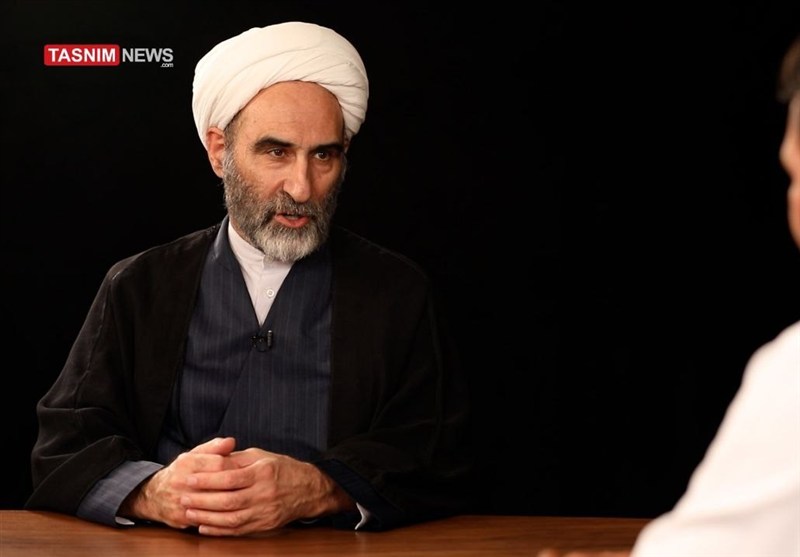 بازخوانی نظام هنجاری انطباقی در اندیشه ملاعبدالله بهابادی یزدی