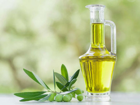 برای تقویت موهای خود با روغن زیتون از این روش استفاده کنید
