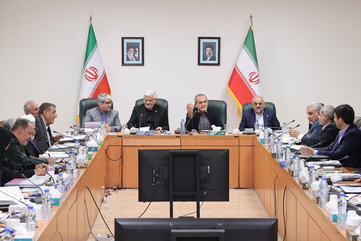بررسی آخرین روند مذاکرات ایران و عمان در جلسه هیئت دولت
