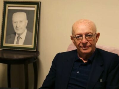تجلیل از خدمات ماندگار هرمز شمس