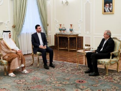 دیدار نخست‌وزیر و وزیر خارجه قطر با پزشکیان